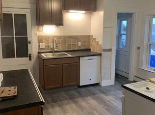 86 Lowell St #2, West Springfield, MA 01089