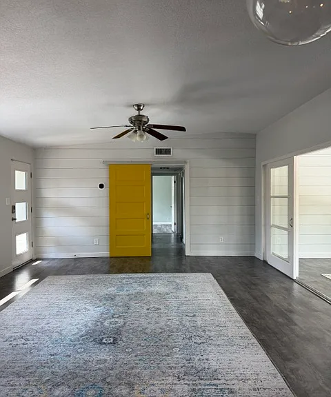 2252 Howard Dr — Photo 21