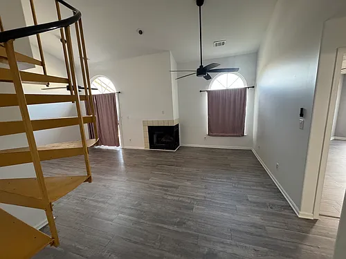 728 Harbor Springs Trl Photo 1