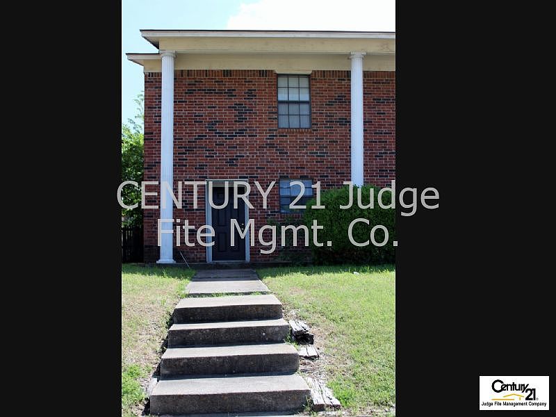 1st image of 934 Southmoor Dr