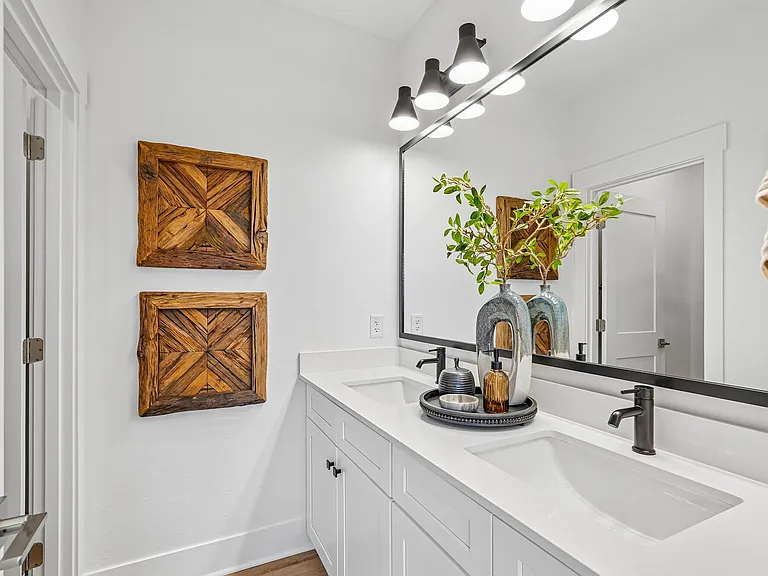 HARMON Ascend by Crescent Communities — Photo 14