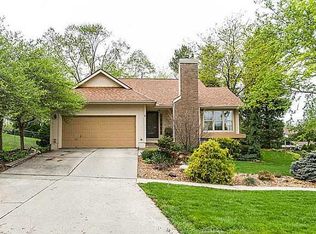 2418 Rocklyn Dr, Urbandale, IA 50322