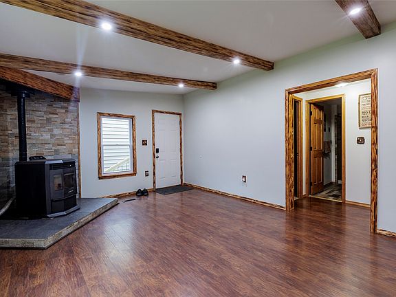 3rd image of 261 Depot Hill Rd