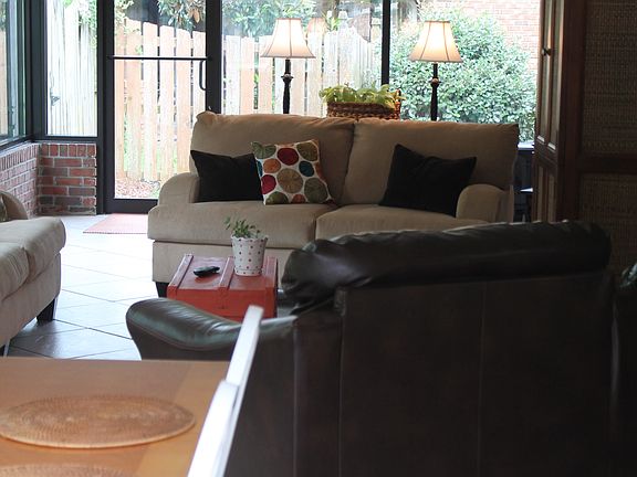 Oversized sunroom with tile 