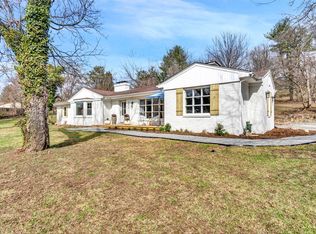 5626 Merriman Rd, Roanoke, VA 24018