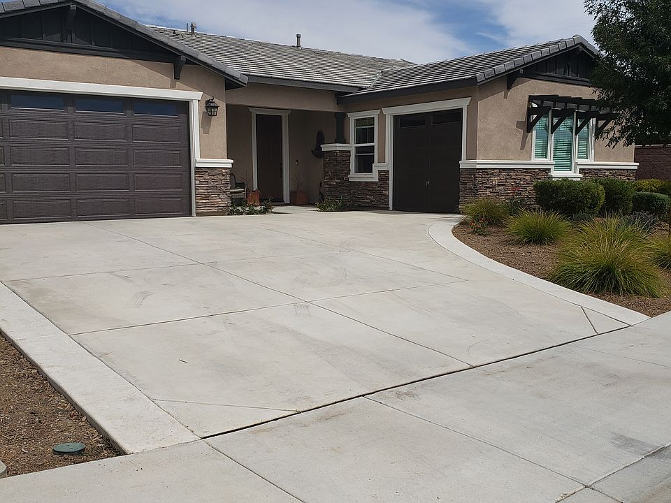 1st image of 30476 Thicket Ct