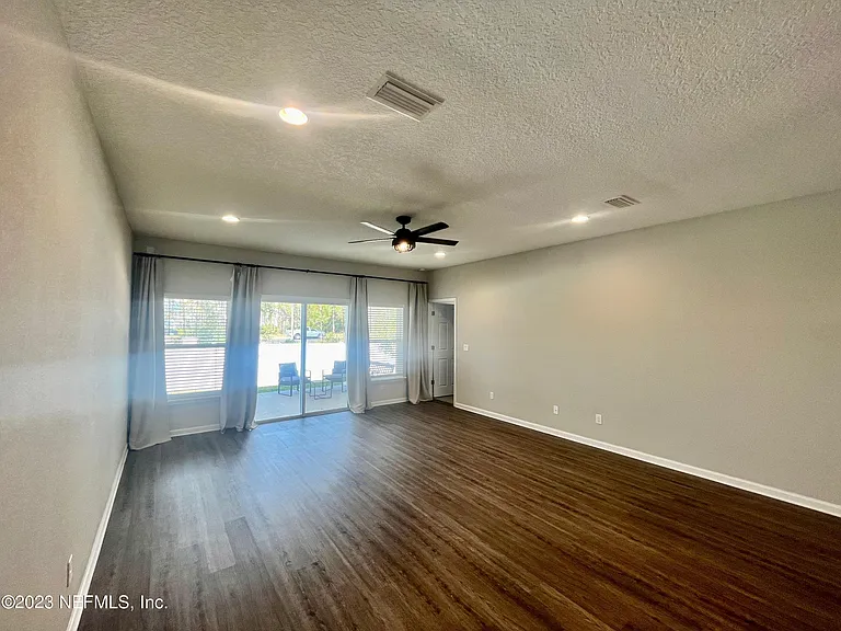 2117 Hawkeye Pl — Photo 16
