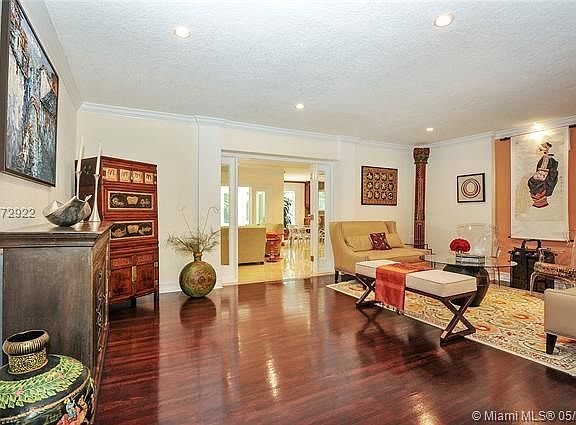 5th image of 1124 Palermo Ave