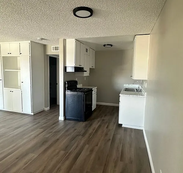 535 Wier Rd — Photo 3