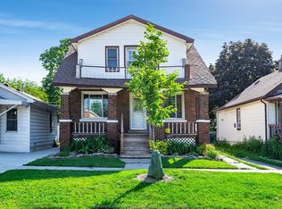 1634 Albert Rd, Windsor, ON N8Y 3R5