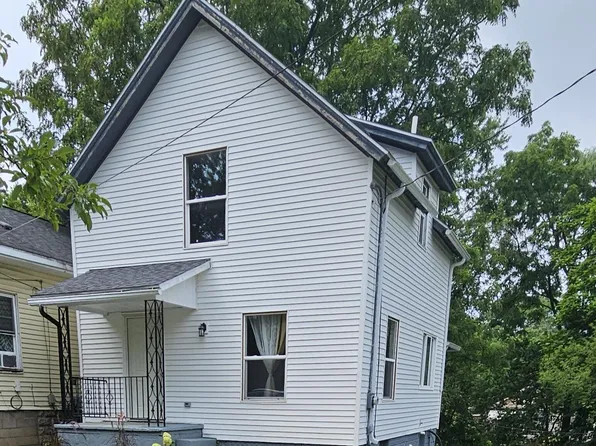 925 Cleveland St, Lansing, MI 48906