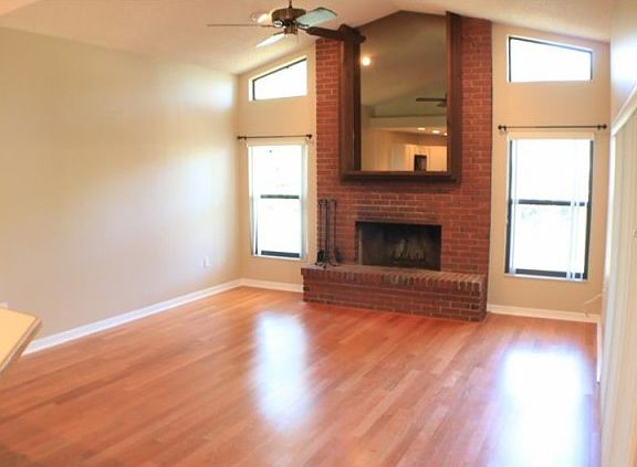 5th image of 2810 Hammock Dr