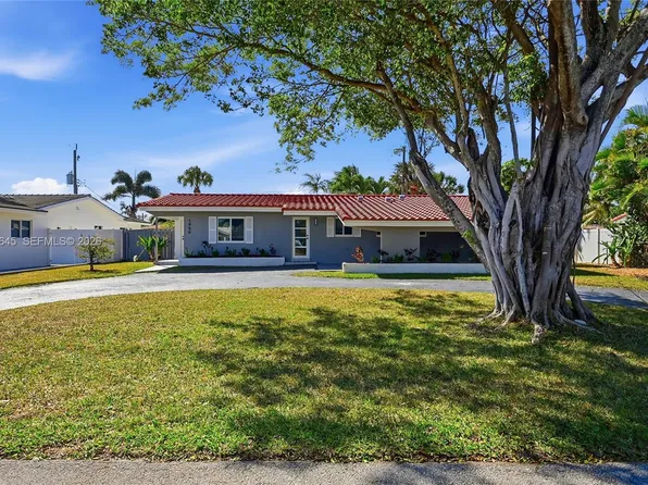 1950 NE 55th Ct, Fort Lauderdale, FL 33308