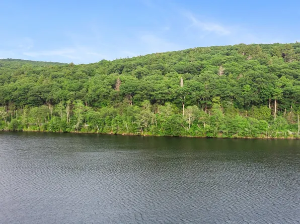 31 June Road, Washington, CT 06777