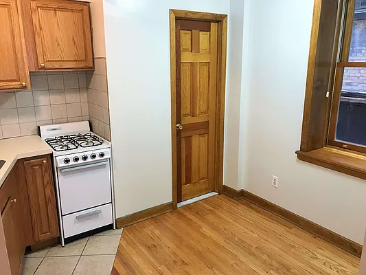 Rented by Joe Gotham LTD | media 16