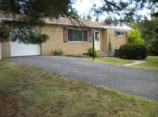 1034 Clough Pike, Cincinnati, OH 45245