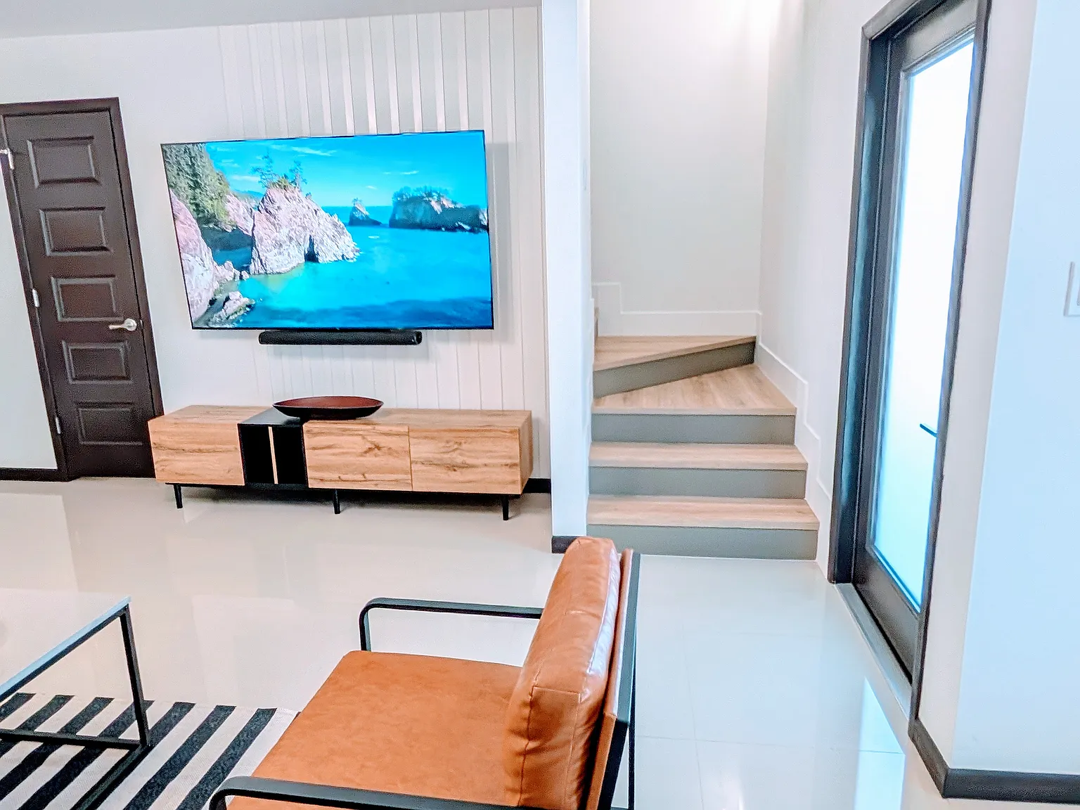 2 bed, 2.5 bath, 1301 sqft, $1,849 — Photo 4