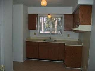 2nd image of 18580 Filmore St