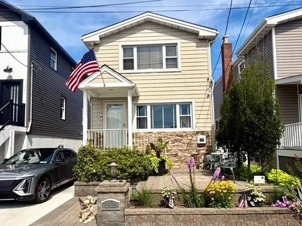 159 Sportsmans Avenue, Freeport, NY 11520
