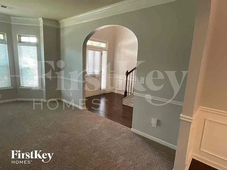 624 Parkside Place Dr — Photo 4