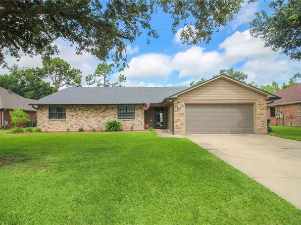 2203 W Canterbury Dr, La Place, LA 70068