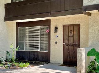 1077 Santo Antonio Dr APT 15, Colton, CA 92324