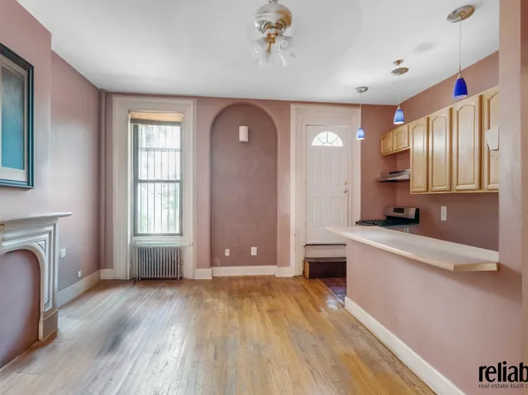 69 Monroe Street image 4 of 10