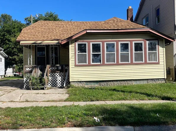 7599 Paige Ave, Warren, MI 48091