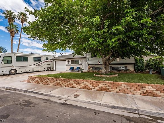 4th image of 3882 Chinchilla Ave