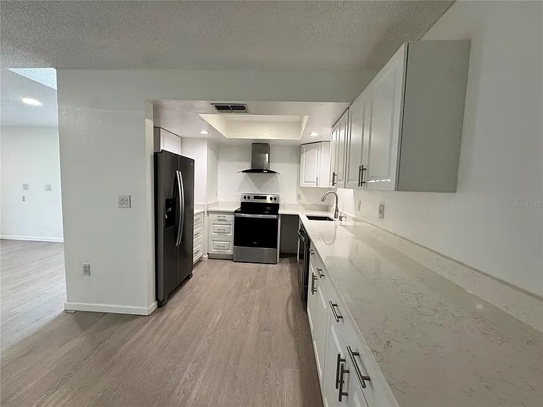 5368 Royal Palm Ave #5368 — Photo 3