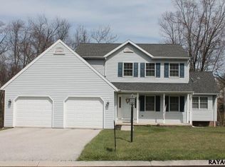 135 Timber Ln, Hanover, PA 17331