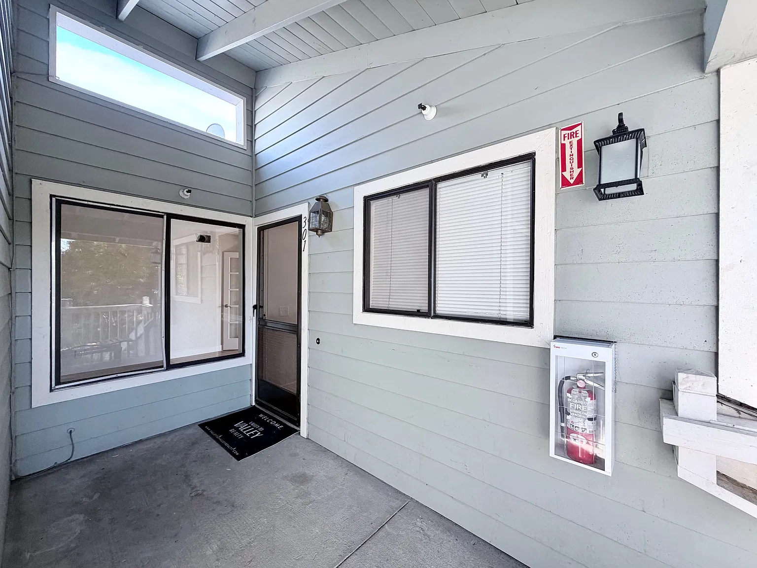 2 bed, 936 sqft, $2,995 — Photo 4