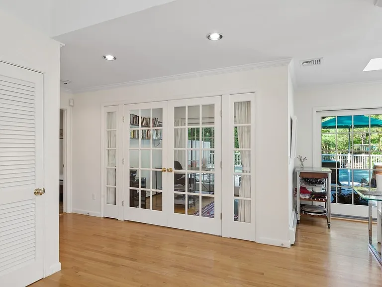 4 Spyglass Ln — Photo 21