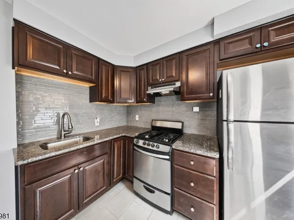251C Elmwood Ave, Maplewood Twp., NJ 07040