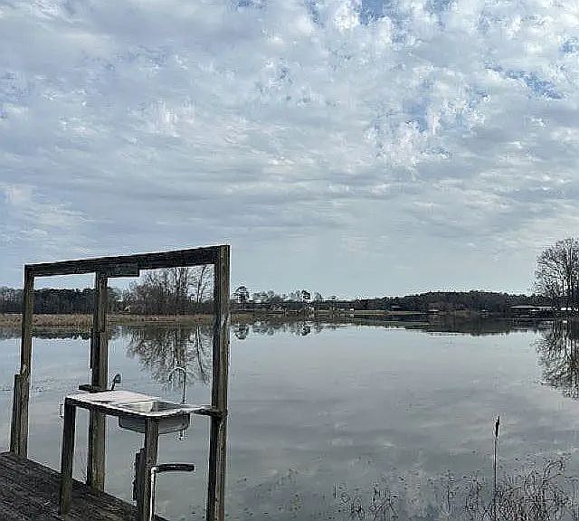Beautiful Waterfront Lot 