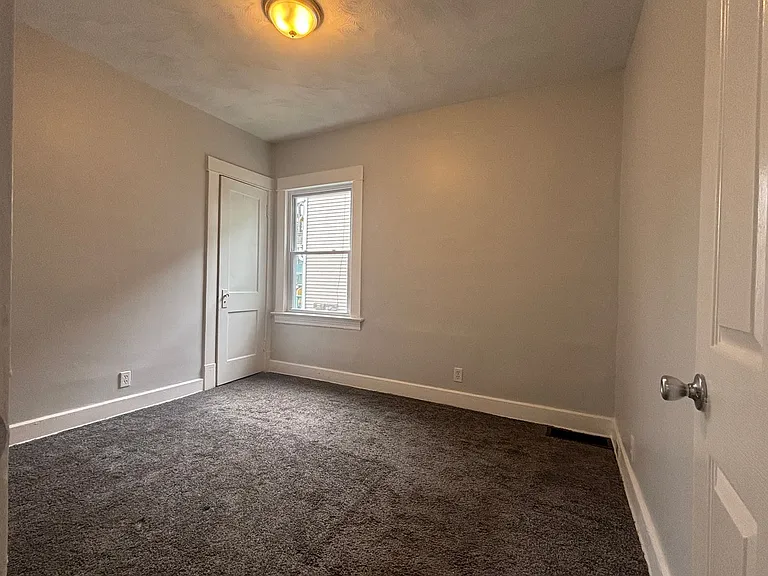 12709 Parkhill Ave — Photo 7