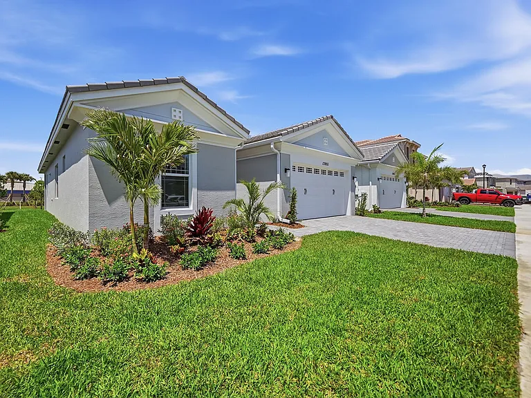 13955 Spruce Pine Dr — Photo 39