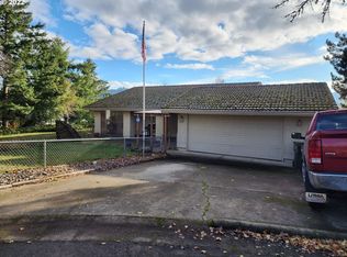 1310 Vantage Ct, Sutherlin, OR 97479