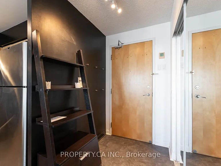 4978 Yonge St #1609 — Photo 2