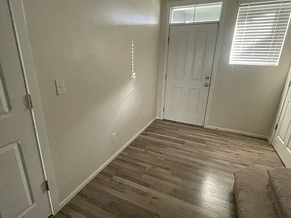 5th image of 10537 191st Street Ct E