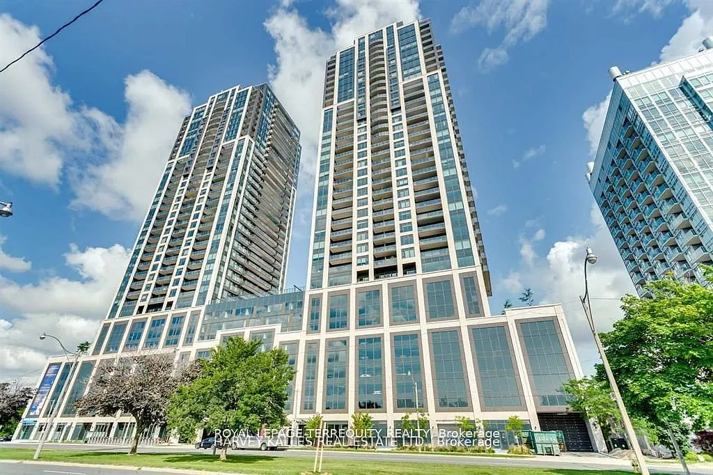 1926 Lake Shore Blvd W — Photo 1