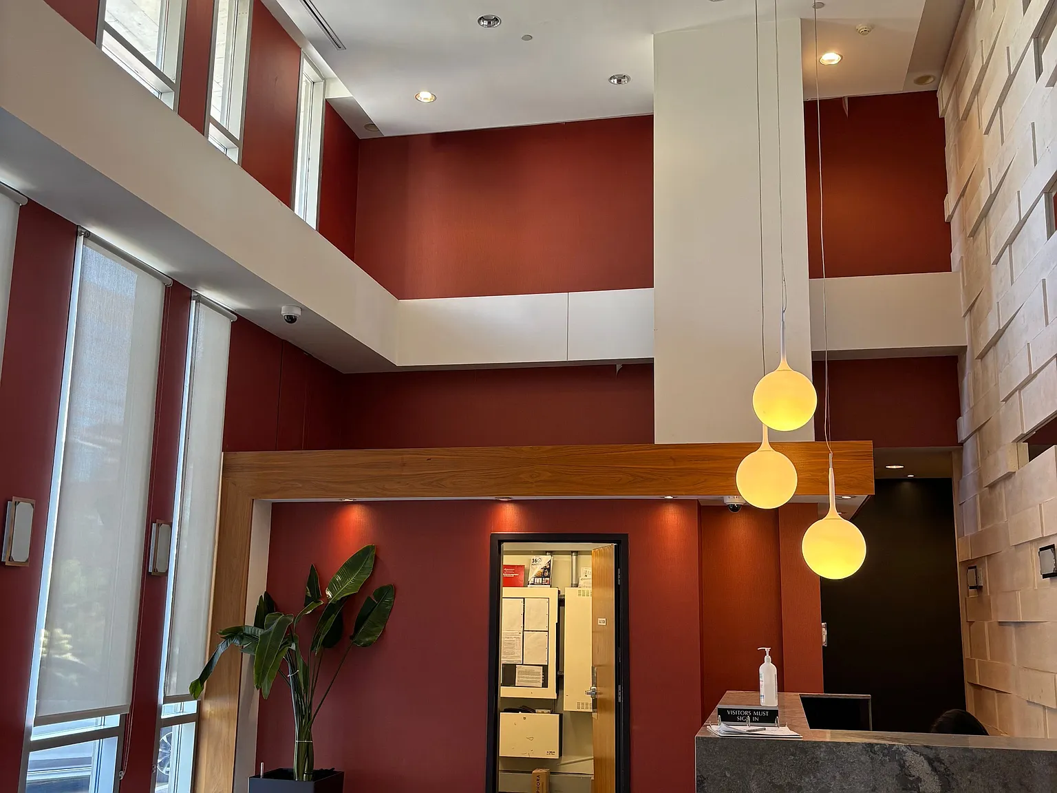 3 bed, $3,000 — Photo 3