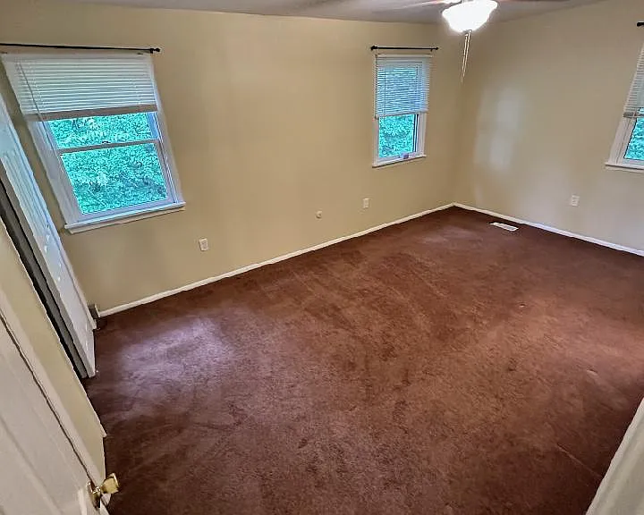 162 Bishops Dr — Photo 12