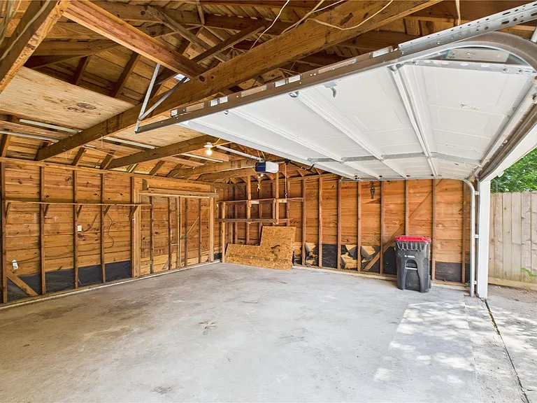 1107 Verret Ln — Photo 28