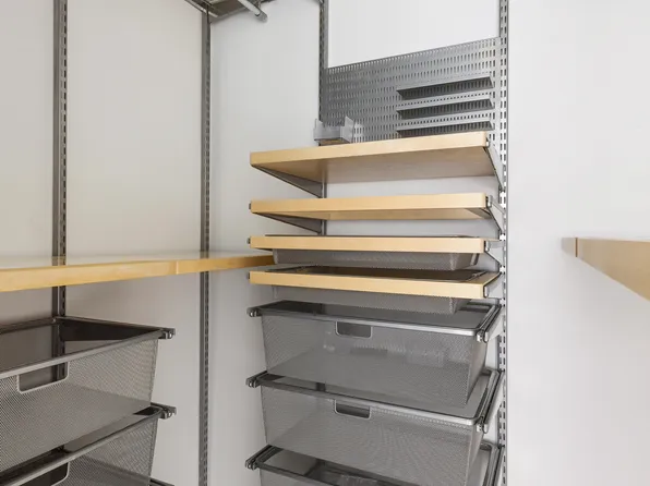 10 West 15th Street image 7 of 11