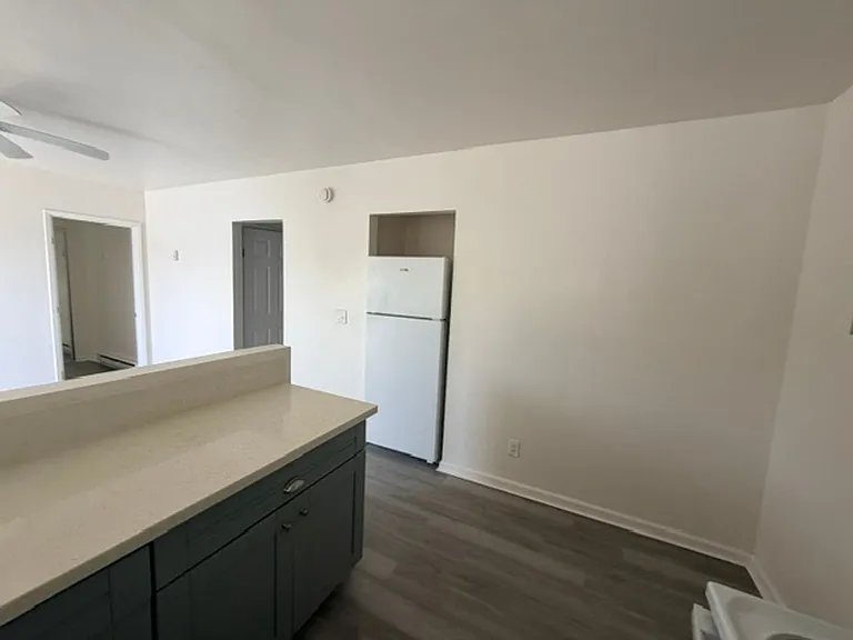 5415 Imperial Ave — Photo 17