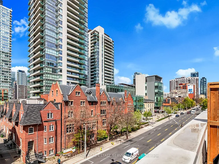 415 Jarvis St #309 — Photo 24