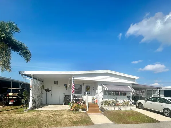 129 Capri Dr, Palmetto, FL 34221