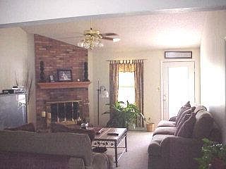 2nd image of 608 Cox Ave