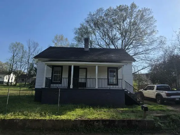 22 6th St, Greenville, SC 29611